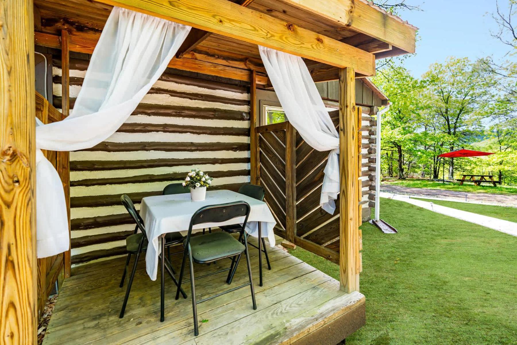 Modernized Log Cabin W Hot Tub Fire Pit & Views Berkeley Springs Exterior photo